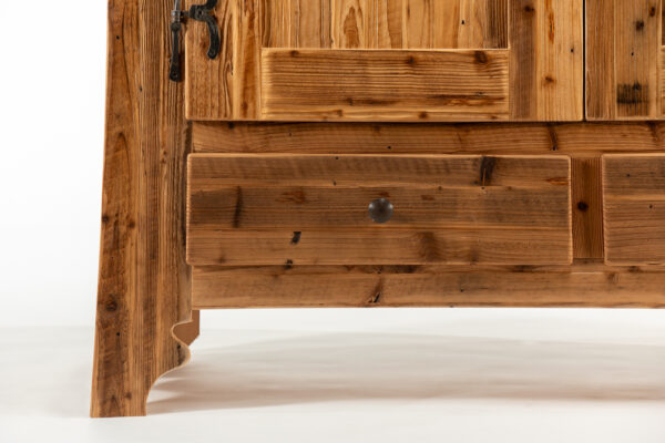 Wardrobe - Image 2