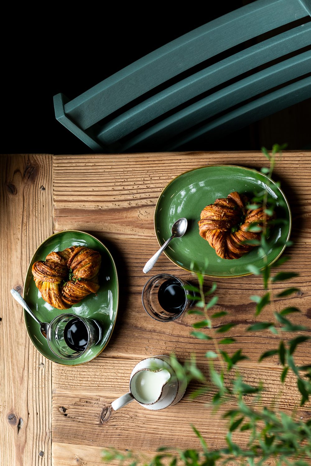 Bosco Line wooden tabletop in an interior